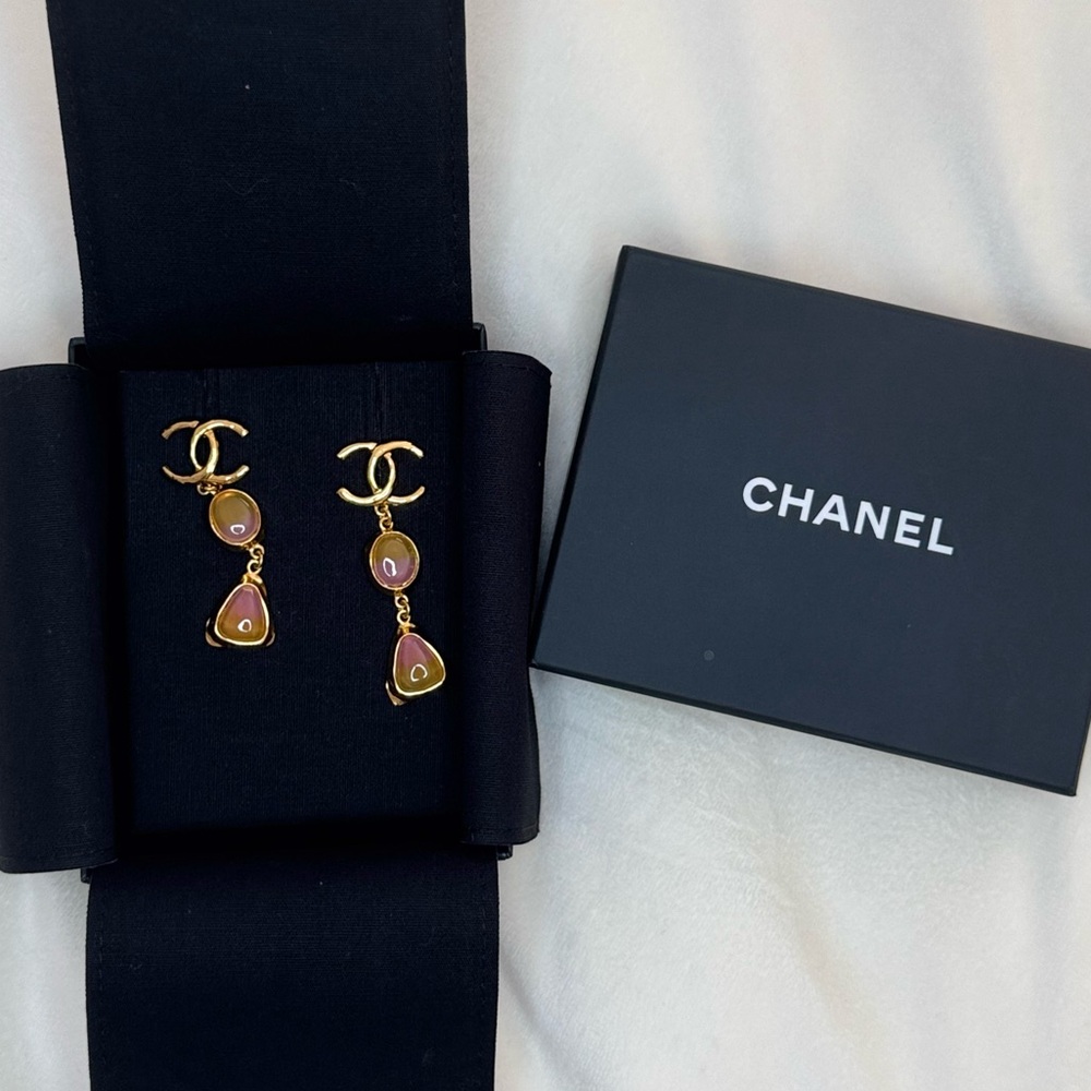 CHANEL Metal Resin CC Drop Earrings - Gold, Pink & Orange